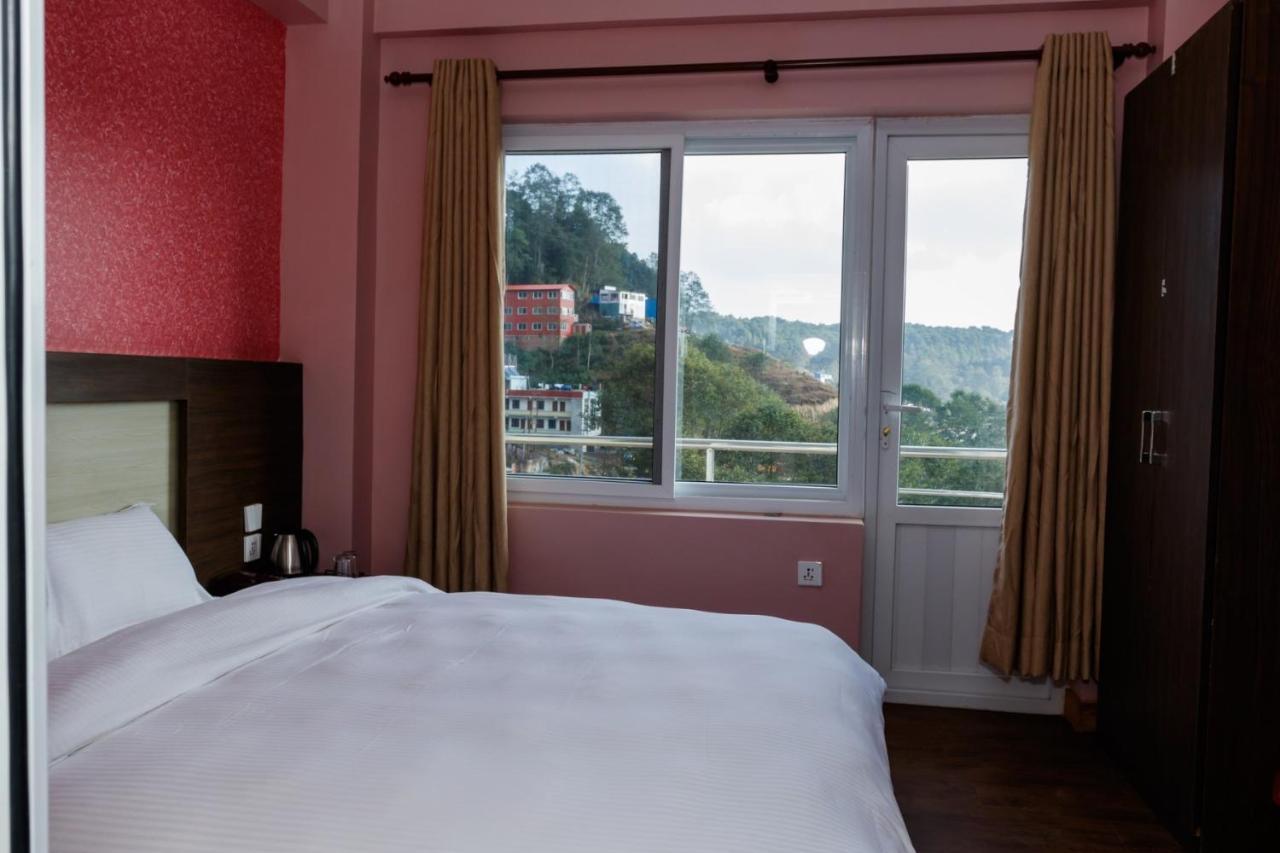 Millennium Blue Hotel Nagarkot Eksteriør billede