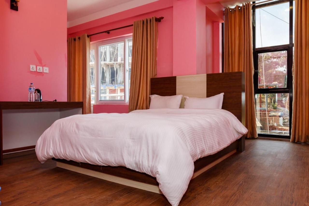 Millennium Blue Hotel Nagarkot Eksteriør billede