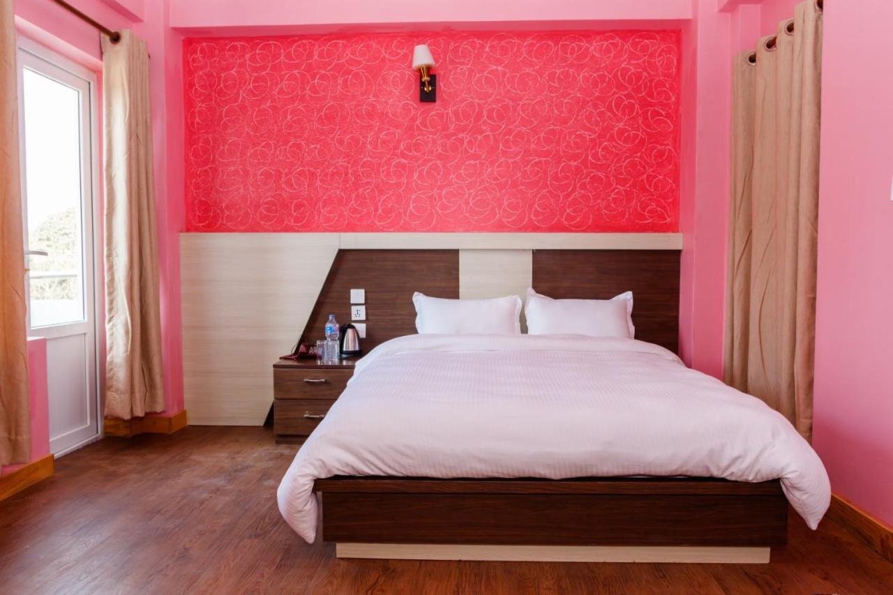 Millennium Blue Hotel Nagarkot Eksteriør billede